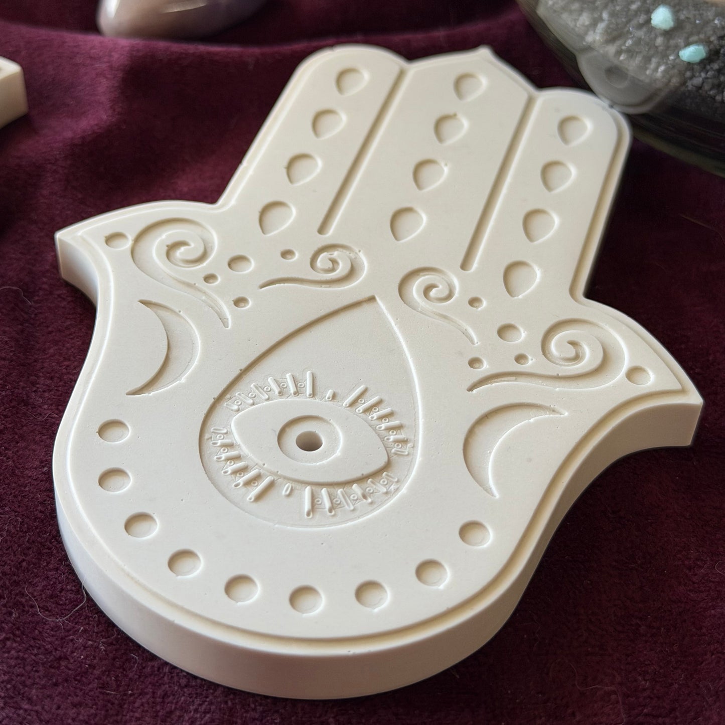 Hamsa Stand