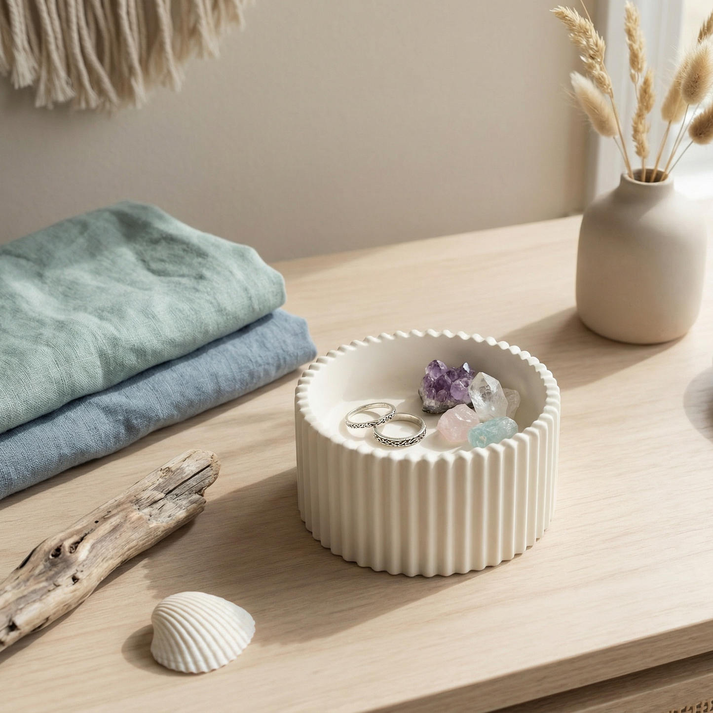 Small Ribbed Container